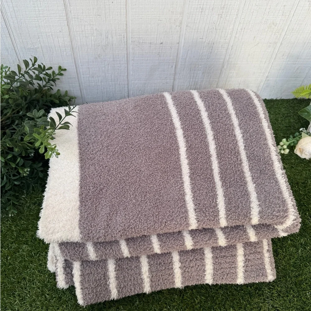 BAREFOOT DREAMS CozyChic® Horizontal Stripe Throw Blanket 45” x 60” NWOT